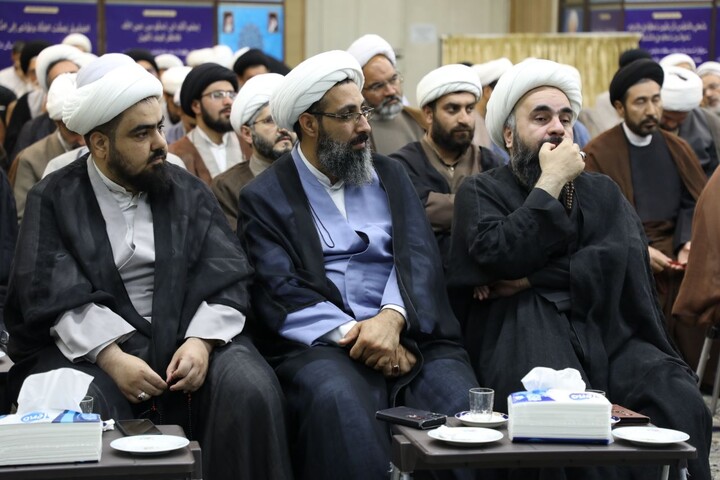 نشست مبلغین یزد با حضور نماینده آیت الله سیستانی
