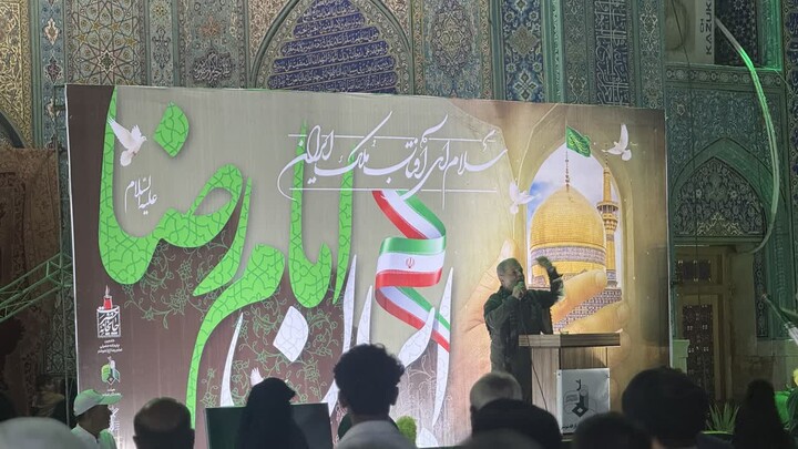 تصاویر/اجتماع مردم دارالمومنین شوشتر در مقام صاحب الزمان