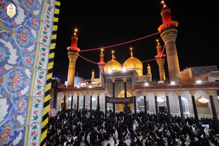 جموع المعزّين تتوافد إلى مرقد الإمام الجواد (عليه السلام) بدموع تفيض وولاء لا يخبو