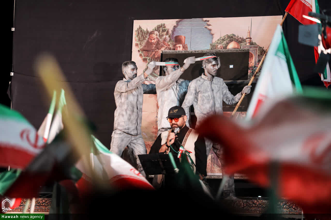 کلیپ| اجرای مجسمانه برای ایران
