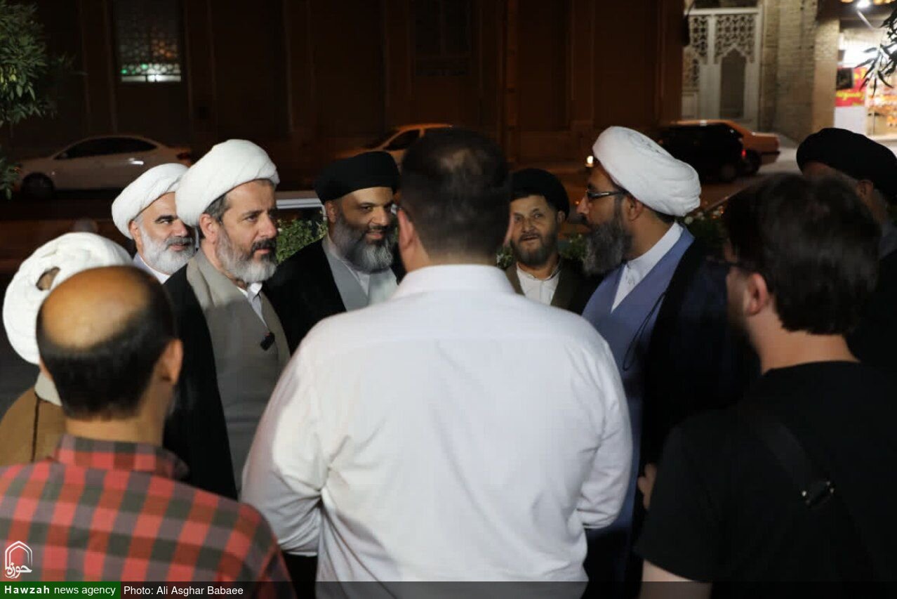 حضور نماینده آیت الله سیستانی و هیئت همراه در یزد