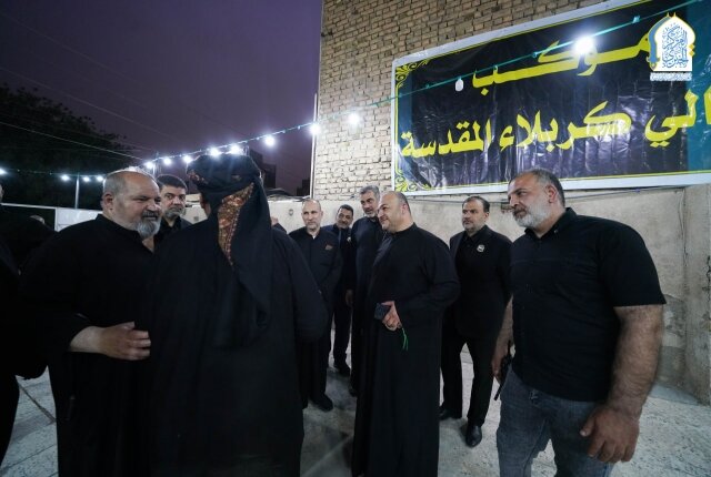 الأمانة العامة للعتبة الكاظمية المقدسة تتفقد المواكب والهيئات التي تقدّم خدماتها في ذكرى شهادة الإمام الجواد (عليه السلام)
