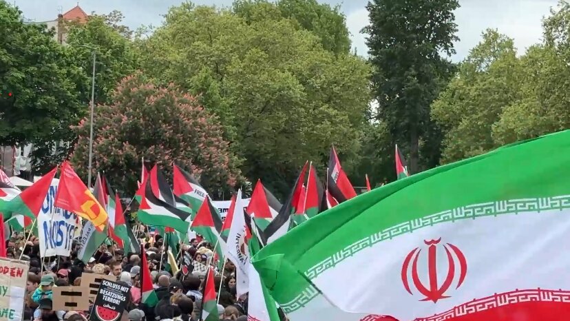 برلن میں 'یوم نکبت' پر فلسطینیوں کا مظاہرہ، ایران کی حمایت میں بھی نعرے