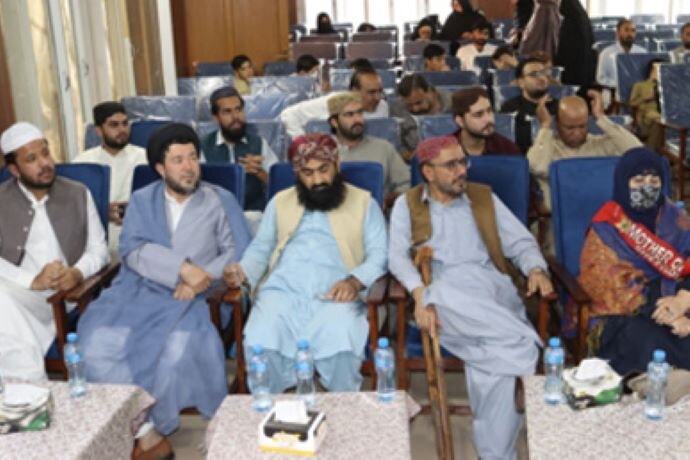 اہل بیت علیہم السلام سے محبت وحدت کا مرکزی نقطہ اور اسلامی بھائی چارے کا عملی مظہر ہے