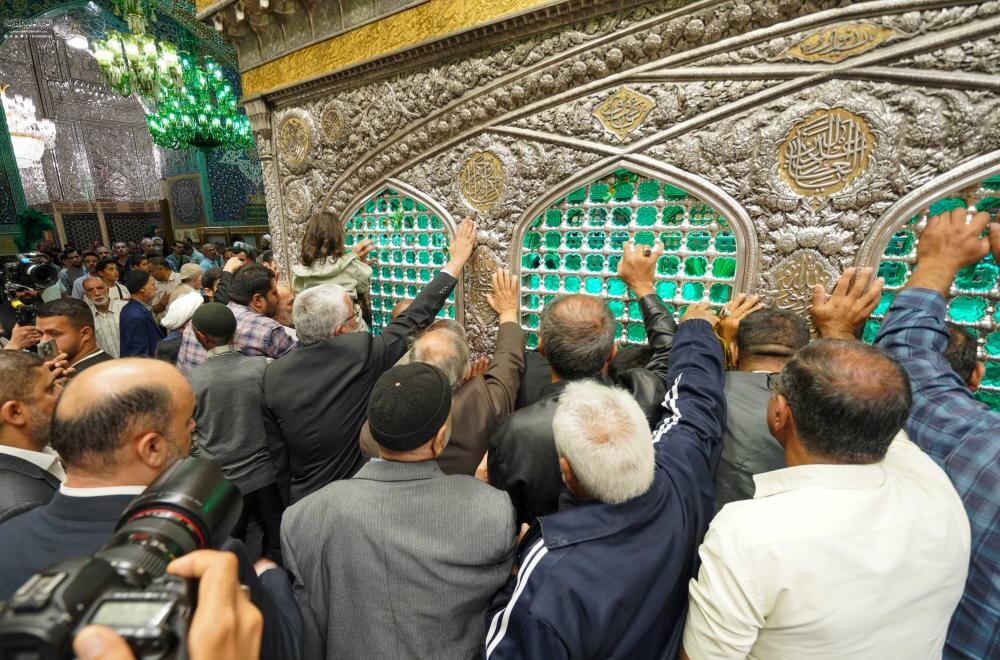 الأمين العام للعتبة العلوية المقدسة يتشرّف بزيارة الإمام الرضا (عليه السلام) ويلتقي المتولّي الشرعي للعتبة الرضوية المقدسة