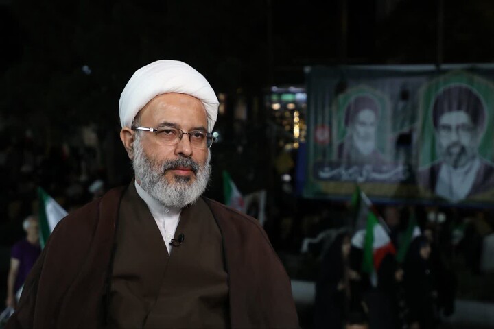 مذاکره میز آشتی با دشمن نیست؛ میدان مبارزه برای احقاق حقوق ملت است