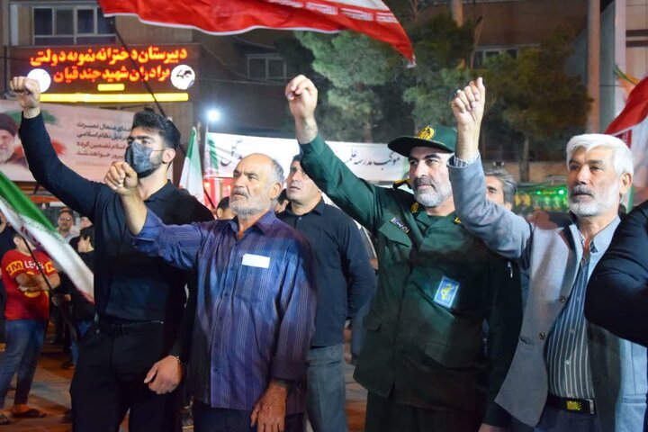 تصاویر| هفتادوهفتمین شب حضور حماسی آران وبیدگلی هادرمیدان سردارسلیمانی