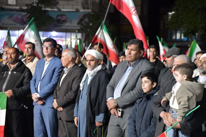 تصاویر/ استمرار حضور خیابانی مردم شوط در حمایت از نظام اسلامی