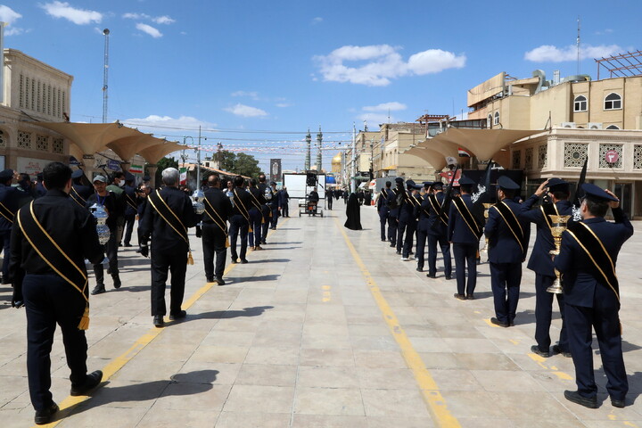 Immagini del corteo di lutto dei servitori e dei pellegrini del santuario di Fatima al-Maʿsumah in occasione del martirio dell’Imam Jawad
