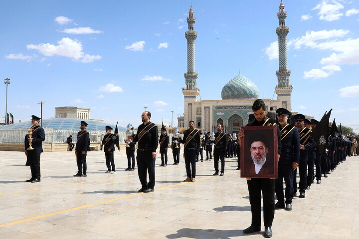 Immagini del corteo di lutto dei servitori e dei pellegrini del santuario di Fatima al-Maʿsumah in occasione del martirio dell’Imam Jawad