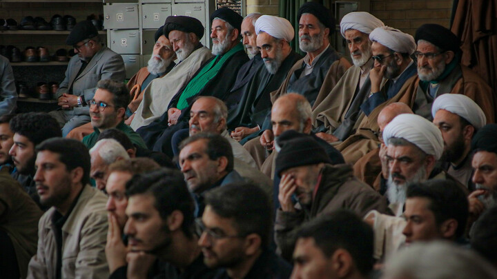 تصاویر/ مراسم شهادت امام جواد(ع) در مدرسه علمیه آخوند(ره) همدان برگزار شد