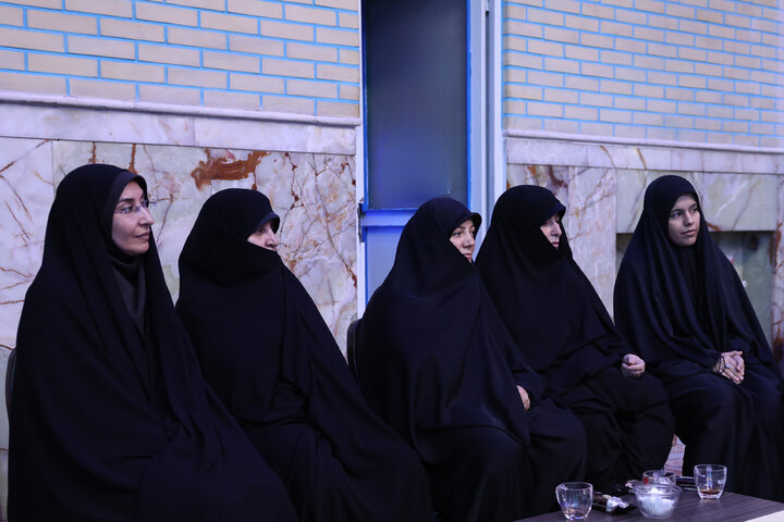 تصاویر/ بازدید میدانی رئیس جمهور از اجرای طرح «حکمرانی محله‌محور و مسجد‌محور»