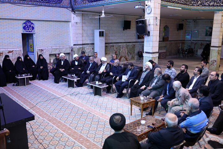 تصاویر/ بازدید میدانی رئیس جمهور از اجرای طرح «حکمرانی محله‌محور و مسجد‌محور»