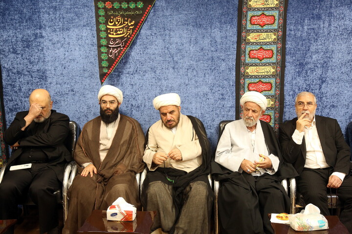 تصاویر/ مراسم عزاداری شهادت حضرت امام جواد‌ علیه‌السلام در دفتر آیت الله فقیهی