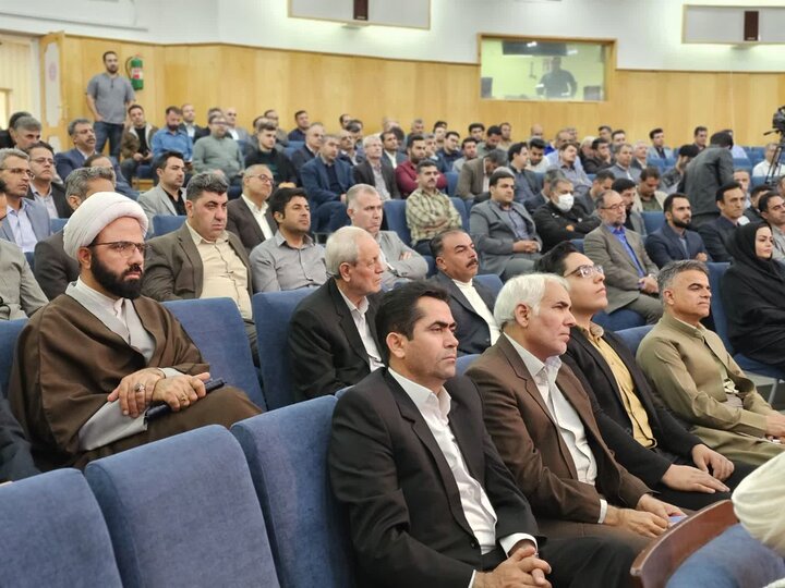 تصاویر/ مراسم گرامیداشت سالگرد حضور رهبر شهید در جمع دانشگاهیان کردستان