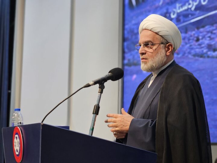 تصاویر/ مراسم گرامیداشت سالگرد حضور رهبر شهید در جمع دانشگاهیان کردستان