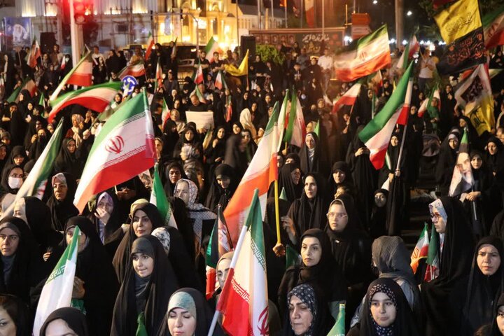 تصاویر/ هفتادونهمین اجتماع شبانه مردمی در قرچک