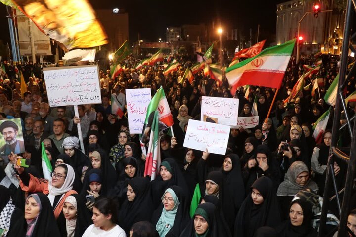 تصاویر/ هفتادونهمین اجتماع شبانه مردمی در قرچک