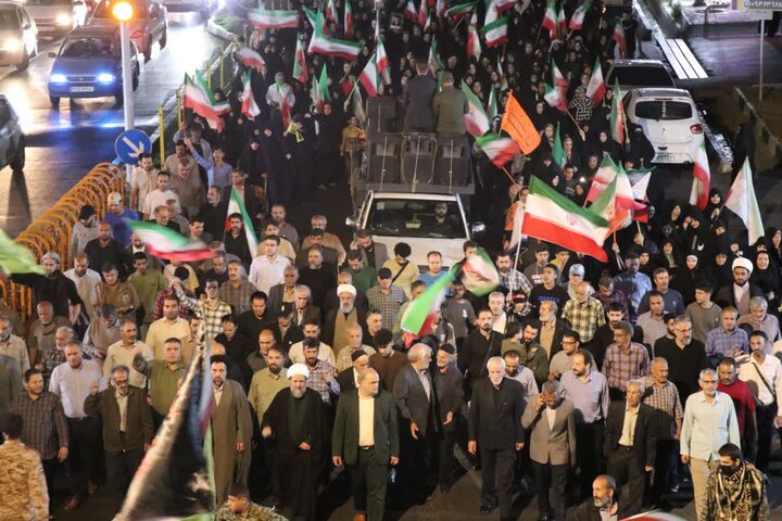 تصاویر/ هفتادونهمین اجتماع شبانه مردمی در قرچک
