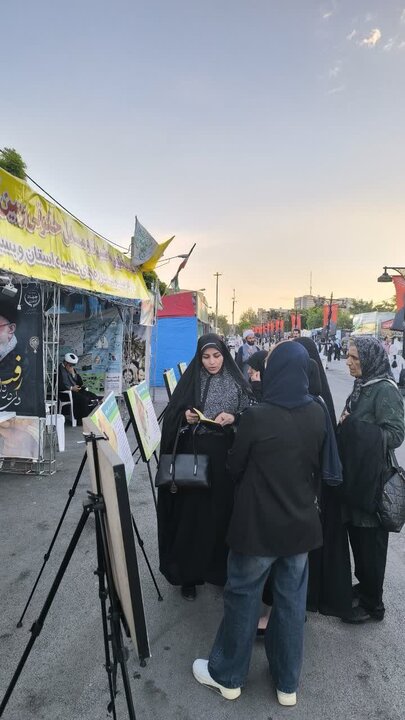 تصاویر/سومین روز فعالیت نمایشگاه حجاب درادیان توحیدی