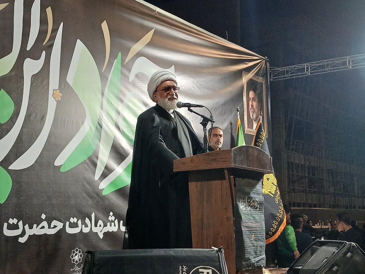 مراسم عزاداری شب شهادت امام محمدتقی(ع) همزمان با هفتادوهشتمین شب اجتماع مردمی در عرصه میدان شهدامشهد