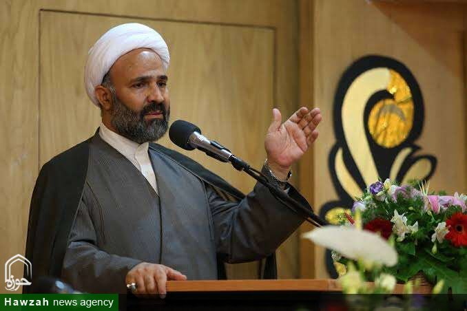 جمهوری اسلامی با گفتمان اسلام ناب، نظم فکری جدیدی ساخت/ نفی سلطه شرق و غرب، علت اصلی دشمنی جهان استکبار با ایران است/  دشمنی استکبار با ایران ریشه در ماهیت فکری انقلاب اسلامی دارد