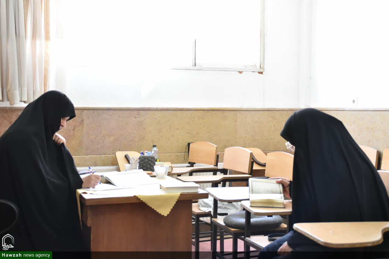 برگزاری آزمون حفظ قرآن، نهج‌البلاغه و صحیفه سجادیه در حوزه علمیه خواهران خراسان
