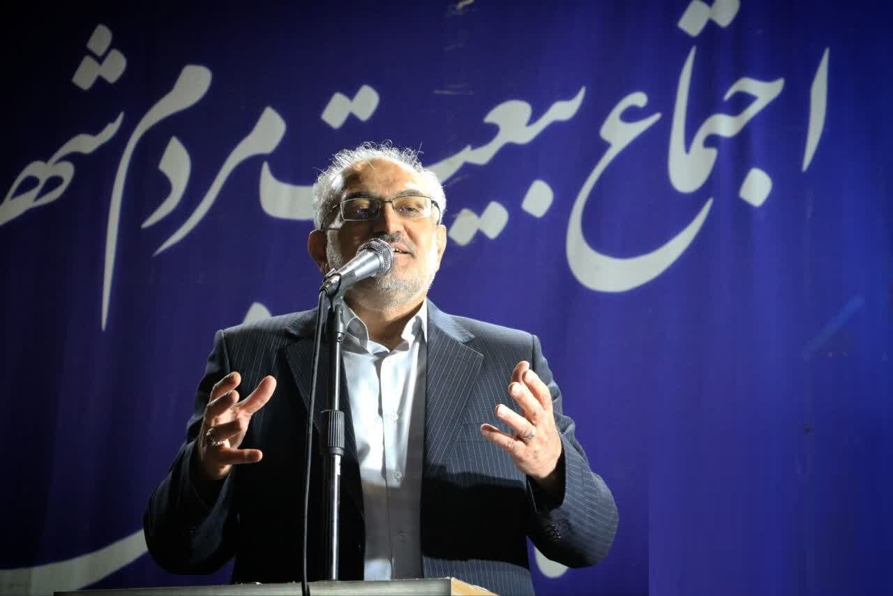 تلاش‌های ناکام دشمنان برای به زانو درآوردن نظام/ سیره و سلوک شهدای خدمت برای مسئولان اسوه باشد