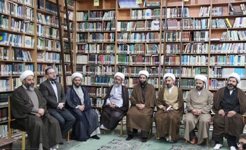 تصاویر/ برگزاری نشست پژوهشی با حضور معاون پژوهش حوزه علمیه استان تهران