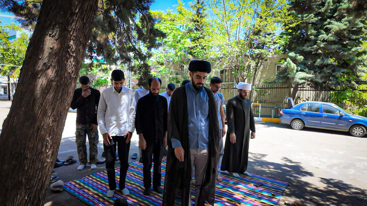 تصاویر/ فعالیت عمرانی جهادگران حوزوی همدان در تهران