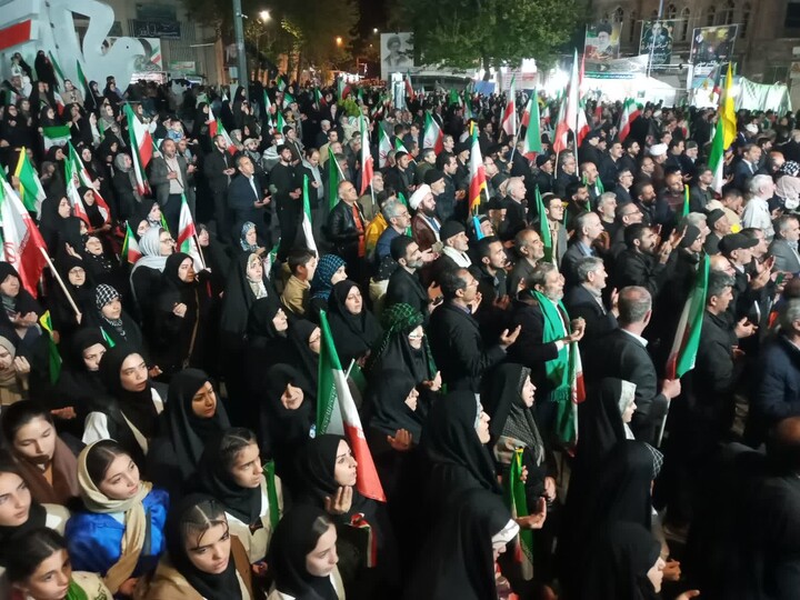 تصاویر/ هفتادونهمین اجتماع شبانه مردمی در مراغه