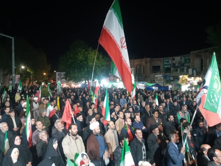 تصاویر/ هفتادونهمین اجتماع شبانه مردمی در مراغه