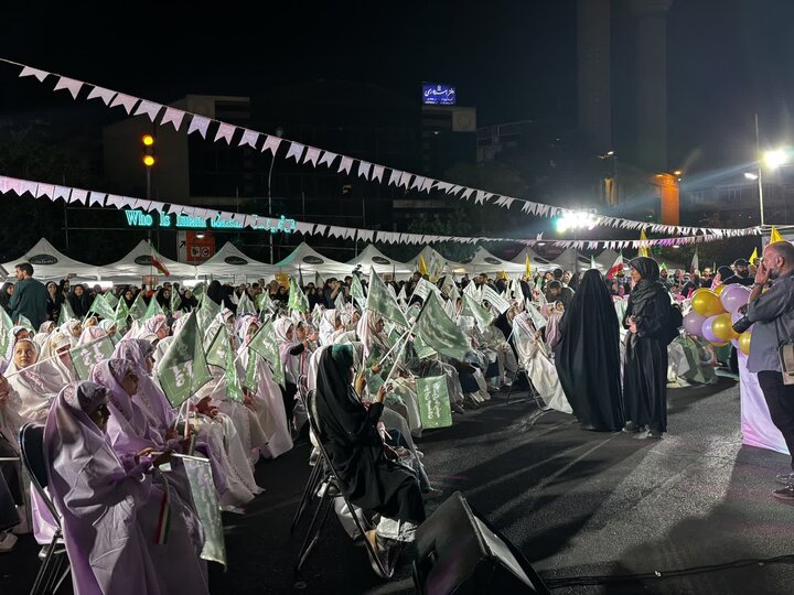 تصاویر/  اولین جشن تشرّف (تکلیف) کف خیابانی در میدان فاطمی(جهاد) تهران