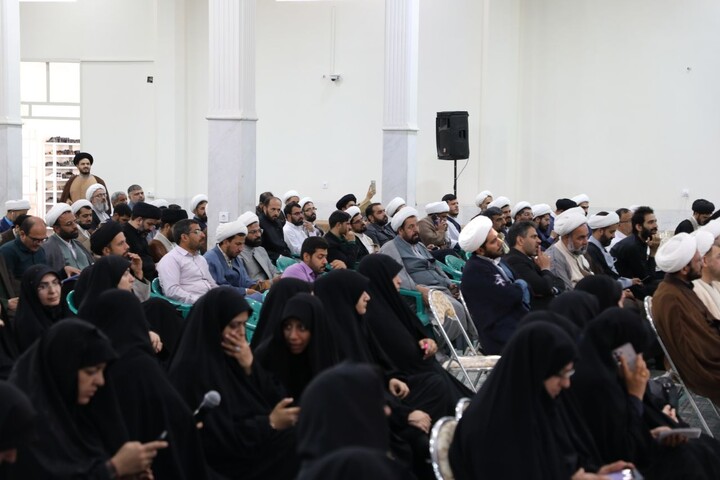 تصاویر/ همایش استانی دانش آموختگان شاغل در آموزش و پرورش برگزار شد