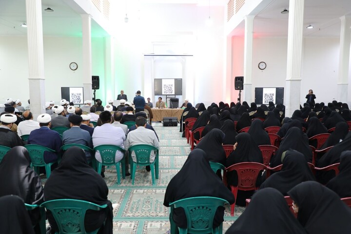 تصاویر/ همایش استانی دانش آموختگان شاغل در آموزش و پرورش برگزار شد
