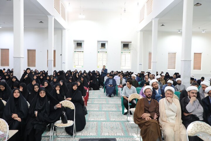 تصاویر/ همایش استانی دانش آموختگان شاغل در آموزش و پرورش برگزار شد