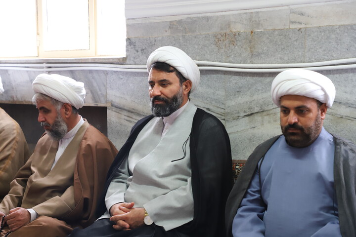 تصاویر/تجلیل از اساتید و طلاب برتر مدرسه علمیه قروه