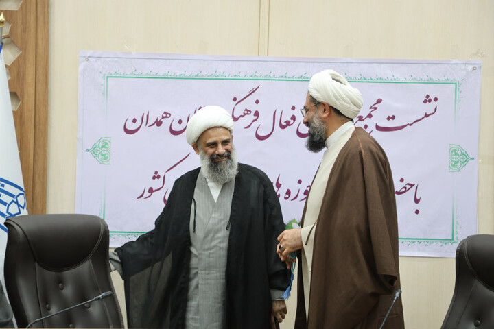 تصاویر / فعالن فرهنگی همدان