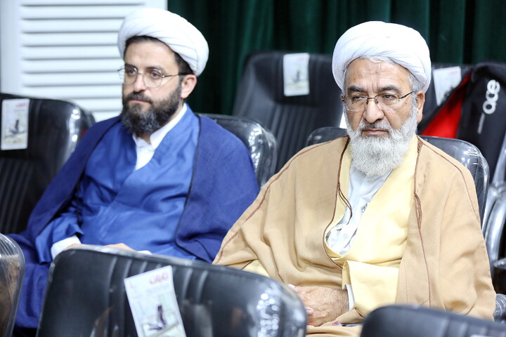 تصاویر/ آیین رونمایی و فراخوان پژوهشی مبتنی بر پیام رهبر شهید امام خامنه‌ای(ره) به کنگره بین‌المللی یکصدمین سالگشت بازتأسیس حوزه علمیه قم