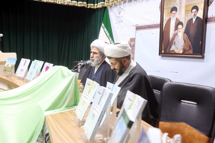 تصاویر/ آیین رونمایی و فراخوان پژوهشی مبتنی بر پیام رهبر شهید امام خامنه‌ای(ره) به کنگره بین‌المللی یکصدمین سالگشت بازتأسیس حوزه علمیه قم