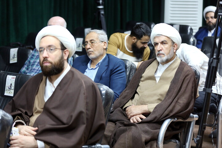 تصاویر/ آیین رونمایی و فراخوان پژوهشی مبتنی بر پیام رهبر شهید امام خامنه‌ای(ره) به کنگره بین‌المللی یکصدمین سالگشت بازتأسیس حوزه علمیه قم