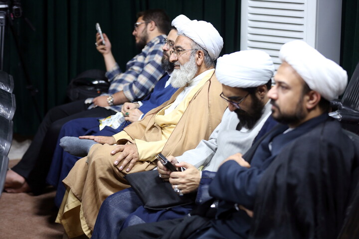 تصاویر/ آیین رونمایی و فراخوان پژوهشی مبتنی بر پیام رهبر شهید امام خامنه‌ای(ره) به کنگره بین‌المللی یکصدمین سالگشت بازتأسیس حوزه علمیه قم