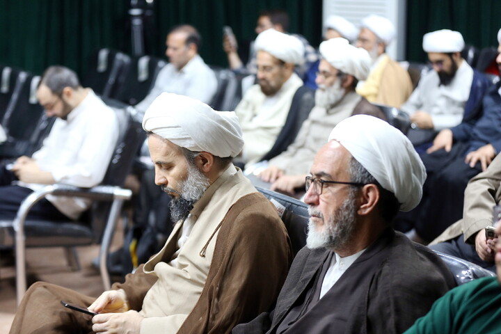 تصاویر/ آیین رونمایی و فراخوان پژوهشی مبتنی بر پیام رهبر شهید امام خامنه‌ای(ره) به کنگره بین‌المللی یکصدمین سالگشت بازتأسیس حوزه علمیه قم