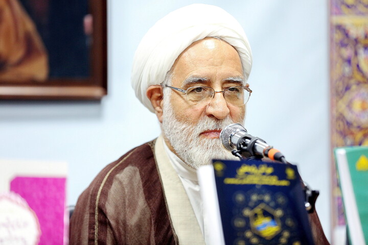 تصاویر/ آیین رونمایی و فراخوان پژوهشی مبتنی بر پیام رهبر شهید امام خامنه‌ای(ره) به کنگره بین‌المللی یکصدمین سالگشت بازتأسیس حوزه علمیه قم