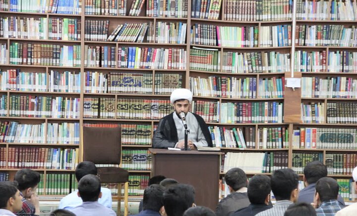 تصاویر/ برگزاری نشست پژوهشی با حضور معاون پژوهش حوزه علمیه استان تهران