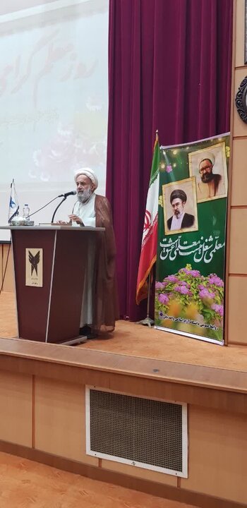 تصاویر/ تجلیل امام جمعه بابل از اساتید سما