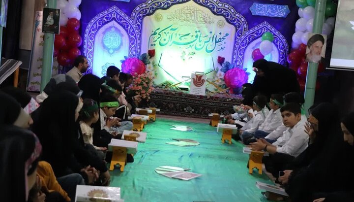 تصاویر/مراسم تجلیل از برگزیدگان طرح فجر ۲ و مربیان در شازند