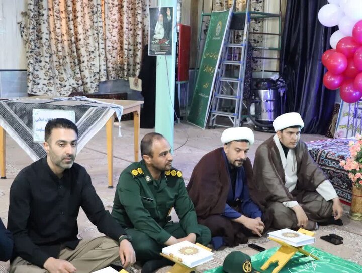 تصاویر/مراسم تجلیل از برگزیدگان طرح فجر ۲ و مربیان در شازند