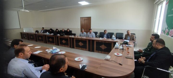 تصاویر/نشست شورای کانون بسیج جامعه پزشکی شازند