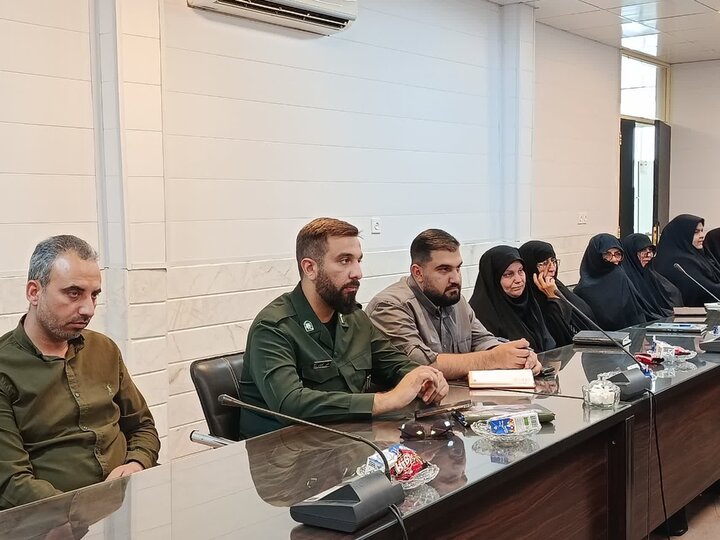 تصاویر/نشست هم اندیشی روز ملی جمعیت در ساوه